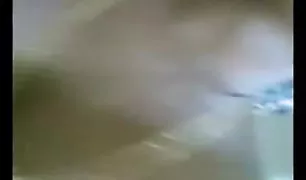 स्लिम ट्रांस 18 वर्षीय hindi सेक्स वीडियो लड़की में एक उपहार