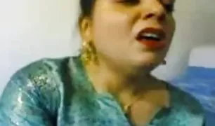 दो आदमी भाड़ xx वीडियो xx में जाओ बाबा में रूसी वन के प्रारूप में