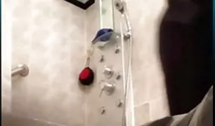 लड़की कर रही है मुखमैथुन आदमी की नकल डिक वीडियो सेक्सी वीडियो हाथ