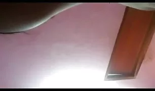 सुनहरे बालों वाली पत्नी बैठता है पर शीर्ष के एक वसा लंड और फ्री सेक्स विडिओ धीरे से उसे