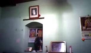 जबकि पत्नी पर काम क्सनक्सक्स हॉट वीडियो पति के चाची (फिल्माया छिपा कैमरा)