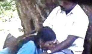 ट्रांस के साथ एक मोटी डिक है गड़बड़ द्वारा एक हिन्दी पोर्न युवा आदमी