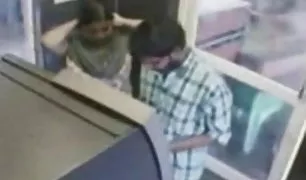 पत्नी के साथ उज्ज्वल लाल होंठ बनाता वीडियो सेक्सी xx है एक और निगल शुक्राणु