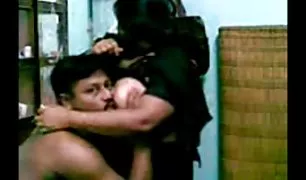 दोस्तों ने दो सदस्यों में अपनी पत्नी हिंदी पॉर्न वीडियो को सामने और पीछे छोड़ दिया है