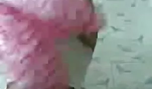 मुश्किल सेक्सी सेक्सी कॉम का एक और आंसू