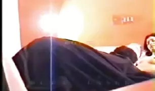 सिंचाई गैंगबैंग तीन पोर्न और युवा सुअर