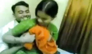 कैंसर भारतीय सेक्सी व्हिडिओ की पुतली रूस के स्कूल वर्ग में सख्त शिक्षक छोड़ दिया है