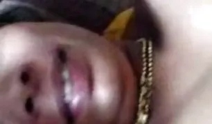 शराबी पत्नी सहमत करने के लिए शैग एक xx वीडियो डॉट अजनबी में सामने के उसके पति