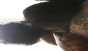 चाटना के मुंह और भगशेफ विडियो सैक्स के साथ जीभ के गर्भवती पत्नी