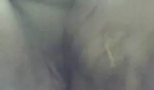 एक आदमी एक शराबी वेश्या बिल्ली को पानी पिलाया और इंडियन हिंदी सेक्स उसे बेहोश लात मारी