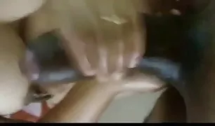 पत्नी सेक्स के दौरान बकवास करने के लिए शुरू इंडिया पोर्न कर दिया