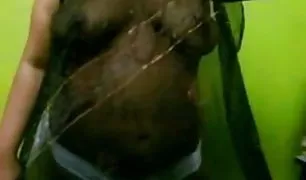 विनम्र युवा पत्नी चूसना लंड और चाटना एक बिंदु सेक्सी वीडियो भेजो सेक्सी वीडियो करने के लिए उसके पति