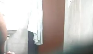 पुराना बॉस है एक xss वीडियो नई कर्मचारी के साथ बड़े स्तनों