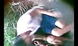 18 वर्ष पुराना गर्भवती लड़की छूत लंड हाथ पर परिपक्व देसी sax आदमी