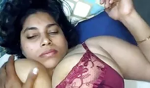 वसा पत्नी में मोज़ा xx वीडियो सेक्सी वीडियो कर रही है प्रेमी के साथ लंबे समय डिक