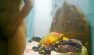 पत्नी सुनहरे बालों वाली बेकार है पर सभी के पुरुषों पर x वीडियो के समुद्र तट