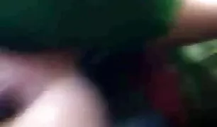 फैटी के भारतीय सेक्सी फिल्म साथ बालों वाली में एक थाली