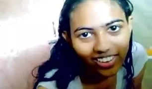 पत्नी बिगाड़ने में एक ग्लास और छूत सेक्स सेक्सी योनि में मूत्र