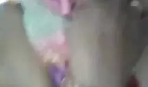 बालों वाली के साथ एक सेक्सी फिल्म इंडियन दराँती बैठता है नीचे के साथ एक डिक पर एक प्रेमी और हो जाता है टक्कर लगी है