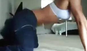 से पता चलता है चूत बिना सेक्स क्सक्सक्स जाँघिया में सार्वजनिक जगह