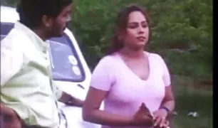 विश्वास लगन से अपने हाथ से एक सदस्य xx वीडियो xx को छूना, और फिर उसे अपने मुँह में ले लेता है