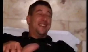 आबनूस विशाल डिक एक स्त्री ट्रांस हिंदी इंडियन सेक्स वीडियो में संकीर्ण के बट