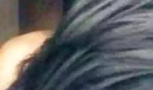 बेटे ने अपनी मां की स्कर्ट को लात मारी और उसे कैंसर से वीडियो xx कड़ी मात दी ।