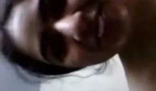 में एक धारा पर एक ओपन सेक्सी वीडियो लंबे डिक