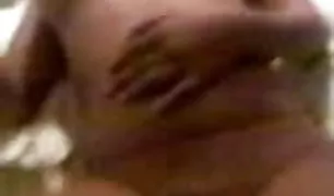 फटे मोज़ा पर के लड़की और गड़बड़ में के गांड इंडियन पॉर्न करने के लिए आँसू