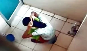 क्रूर सेक्स मुठ्ठी सेक्ष वीडियो घुसाना हाथ सुनहरे बालों वाली