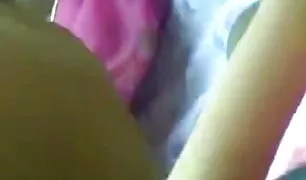 लड़की खुद को गोली मारता है के दौरान सेक्स, और एक दोस्त के पीछे इंडियन सेक्सी इंडियन से उसे