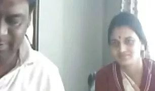 इत्तला हिंदी पोर्न मूवी दे दी वोदका