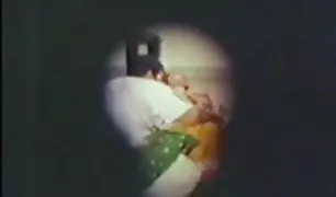 बाबा कूदता पर शीर्ष हिंदी पोर्न विडिओ के एक बालों वाली डिक के साथ एक प्रेमी