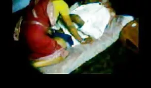 पुरुषों हॉट पोर्न वीडियो की एक भीड़ लॉकर कमरे जिम में एक बाबा है और बनाता है मुठ्ठी घुसाना उसके