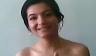 युवा तुबे सेक्स पति पत्नी के साथ सुंदर उल्लू में मुंह पर शीर्ष सदस्य