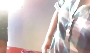 छात्रों को उनके माता सेक्सी भेजो पिता के बिस्तर पर कक्षा के बाद टक्कर लगी हो