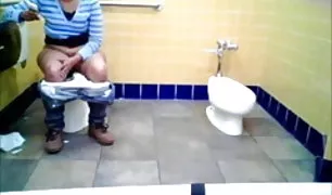 घर जाते वीडियो xx वीडियो समय उसके भाई की पत्नी के साथ दुष्कर्म किया ।