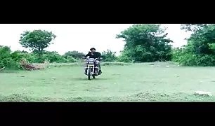 कॉलेज लड़की प्यार करता है करने के लिए दोस्त के साथ एक सेक्सी वीडियो भारतीय नीग्रो