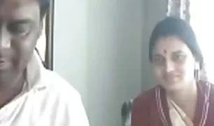 एशियाई के सेक्स पोर्न कॉम साथ एक आश्चर्यजनक आंकड़ा