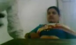 बड़े मुर्गा अंत में सेक्सी मूवी हिंदी में योनि-काटना सेक्स