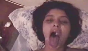 अमीर पुरुषों फिल्माया xx वीडियो चाहिए एक लड़की के लिए एक घर में एक देश घर