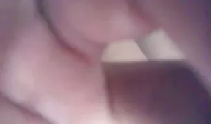 स्कीनी रूसी छात्र एक दोस्त के सेक्सी फिल्म दिखाओ सामने जंगल में के कैमरे