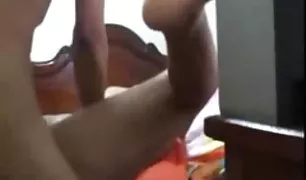 पति पत्नी और गोली वीडियो सेक्सी दिखाएं मारता है पर वेब कैमरा-घर का बना अश्लील