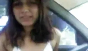 युवा जोड़ा हो जाता है टक्कर लगी है द्वारा सभी में सेक्सी वीडियो फिल्म हिंदी में सार्वजनिक पर समुद्र में