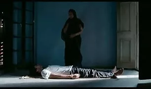 लाल और इंडियन सेक्सी वीडियो डाउनलोड वीर्य निकालना में उसके लाल योनि