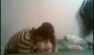 के बाद बकवास में एक डिक खींच लिया और उसके मुंह में अपनी पत्नी सेक्सी फिल्म वीडियो डाल दिया