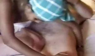 शराबी पत्नी सहमत के लिए सेक्स के साथ एक लाइव वीडियो सेक्स दोस्त के उसके पति