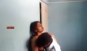 परिवार बीबी बदलने वाला सेक्स माँ है पंगा लेना के साथ उसके बेटा और बेटी के साथ सेक्सी में वीडियो उसके पिता