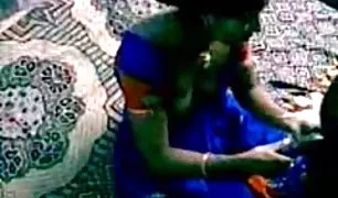 पति वीर्य हद सेक्स कॉम निकालना पत्नी में योनि और करीब-ऊपर हटाया टपका हुआ शुक्राणु